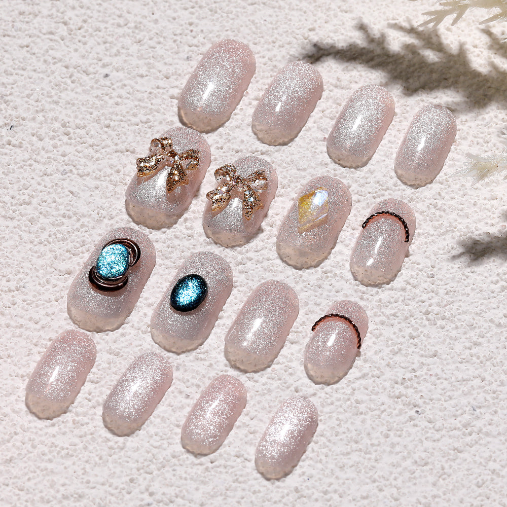 Fake Nail Patches Hand Wearing Art