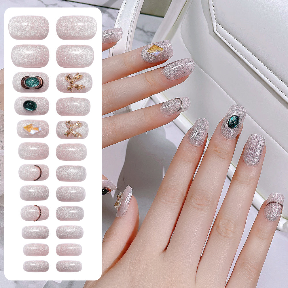 Fake Nail Patches Hand Wearing Art