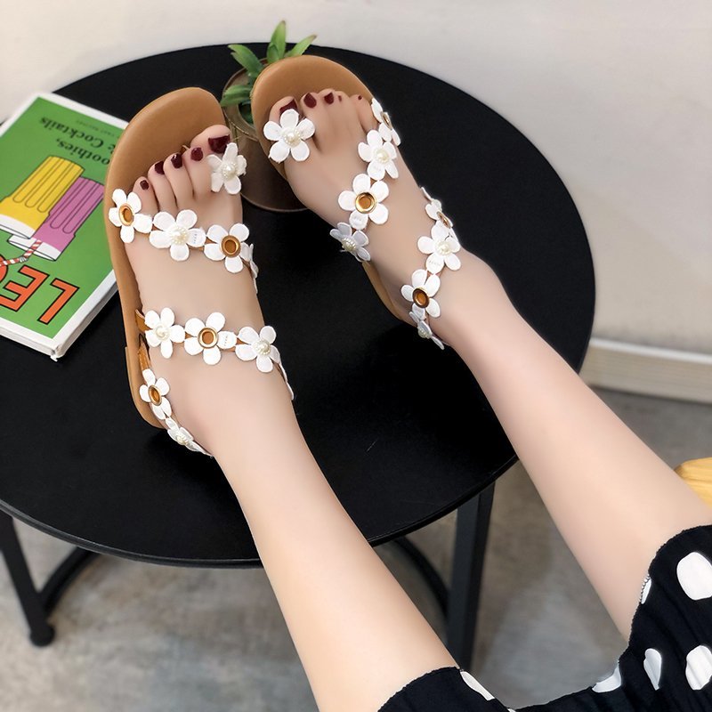 Outer Size Plus Size Sandals Women's Flower Flat-bottomed Beach Roman All-over Sandals