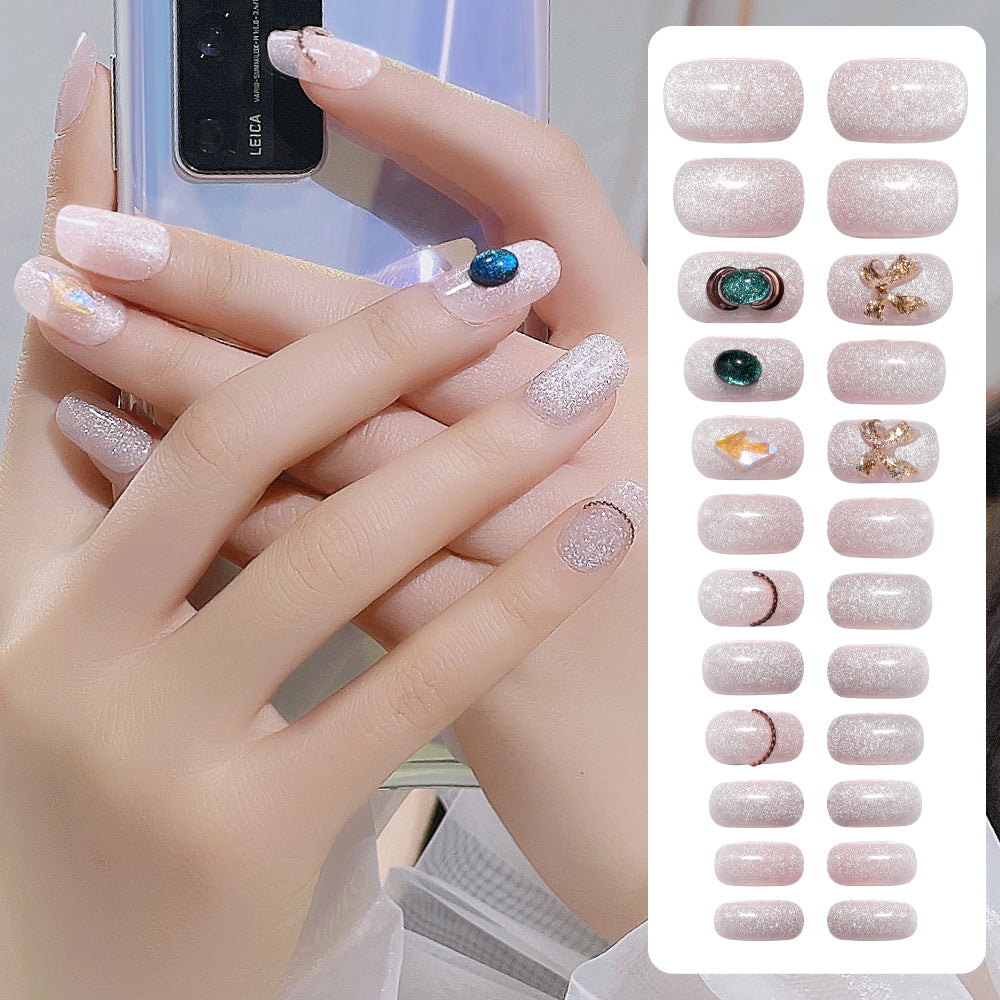 Fake Nail Patches Hand Wearing Art