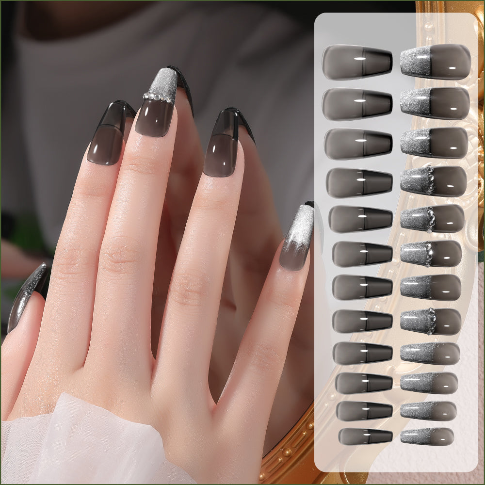 Fake Nail Patches Hand Wearing Art