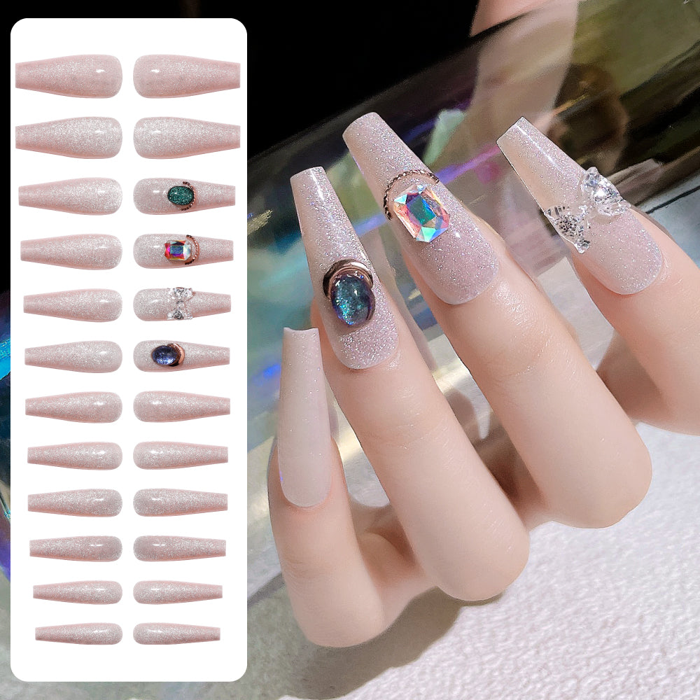 Fake Nail Patches Hand Wearing Art