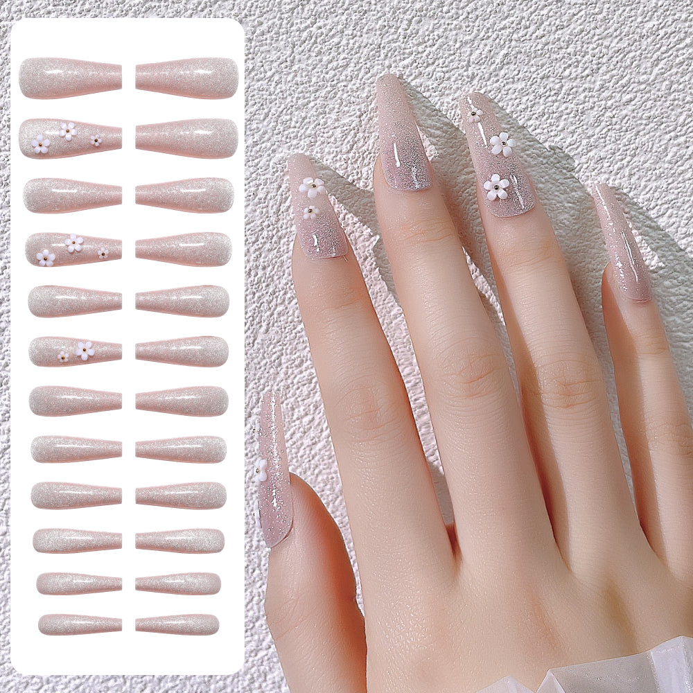 Fake Nail Patches Hand Wearing Art