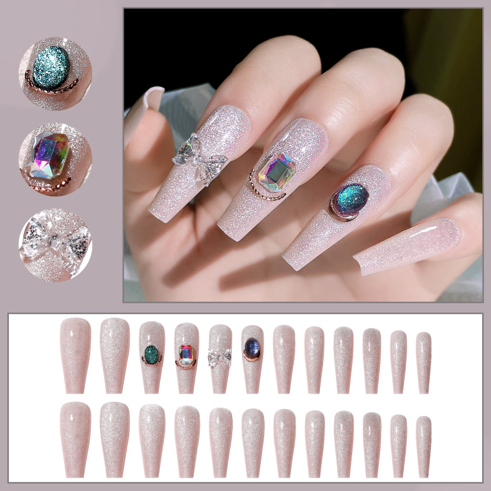 Fake Nail Patches Hand Wearing Art