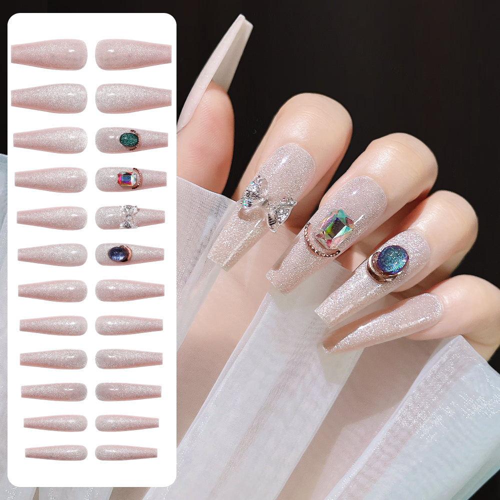 Fake Nail Patches Hand Wearing Art